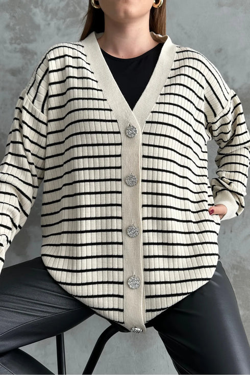 جرزة تريكو مخططة لون إكرو