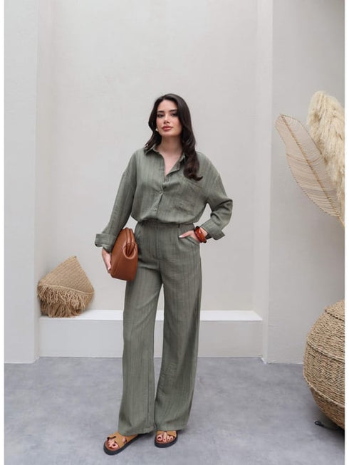 طقم قميص وبنطلون من الكتان - زيتي