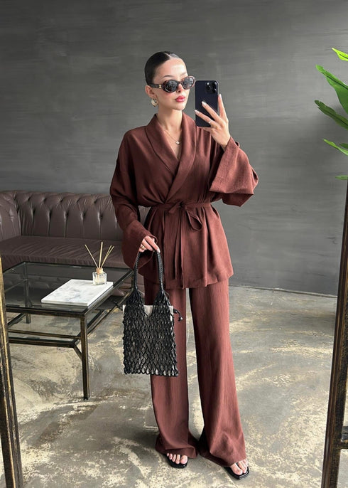 طقم كيمونو باللون البني
