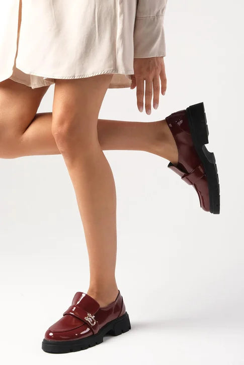 حذاء إكسفورد لون بوردو