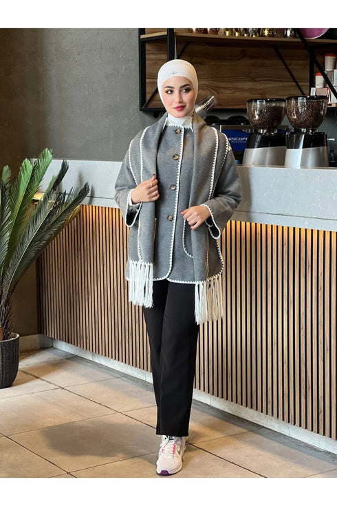 جكيت مع سكارف