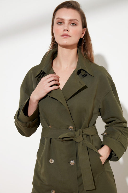 ترانشكوت طويل لون زيتي