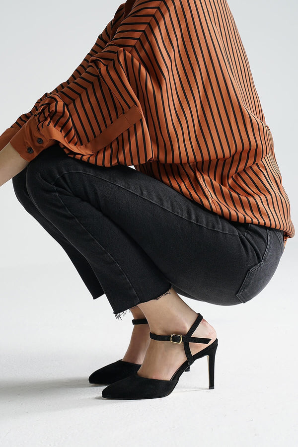 حذاء شامواه كعب عالي