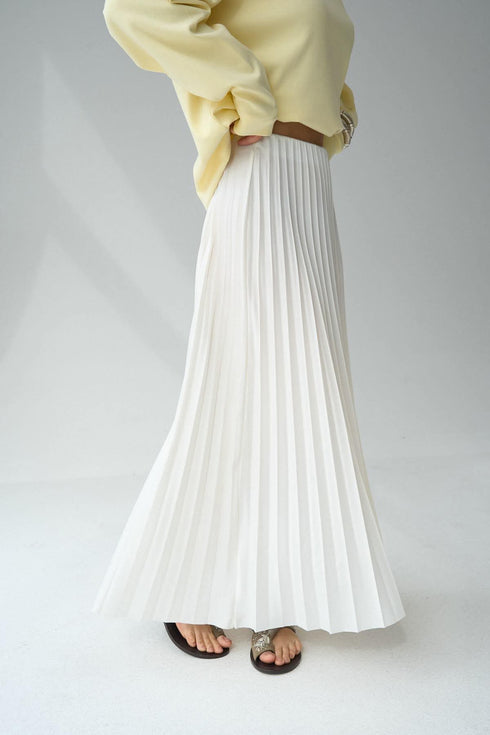 تنورة طويلة كسرات - أبيض