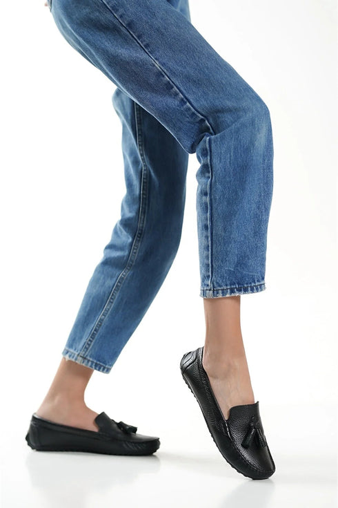 Genuine Leather Tasseled Oval Toe Women's Black Ballet Loafer Shoes