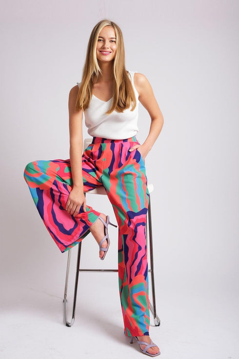 بنطلون نسائي واسع