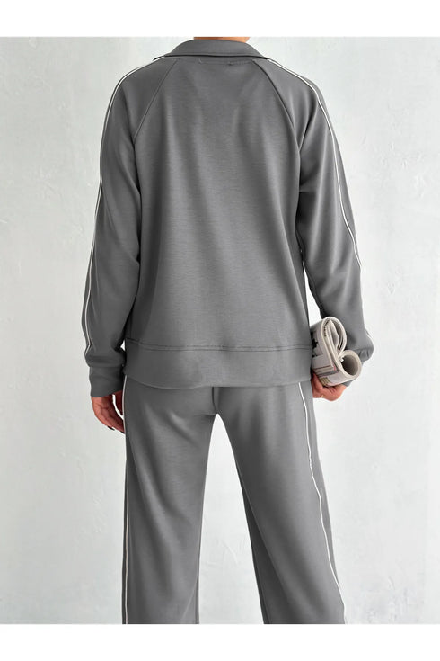 طقم جاكيت وبنطلون لون رمادي