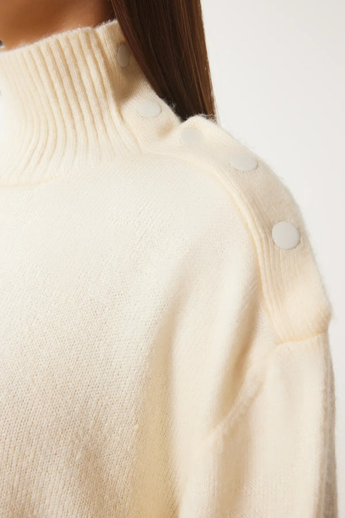 كنزة تريكو نسائية - لون إكرو