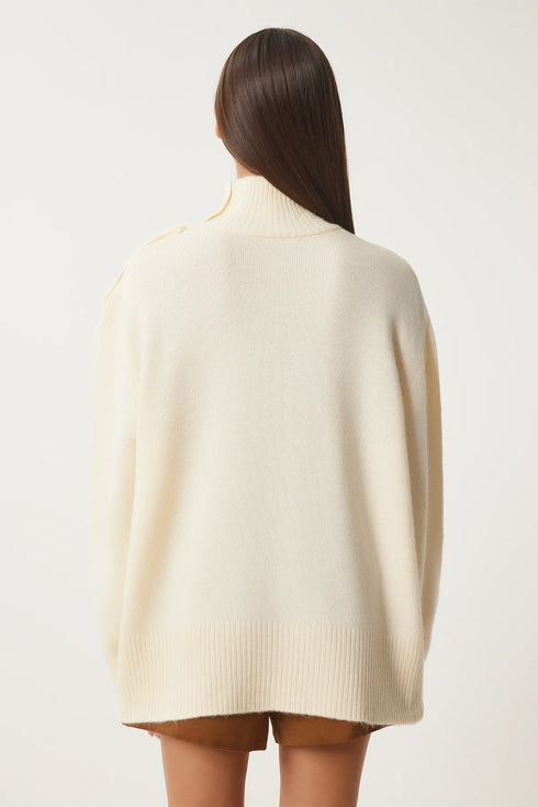 كنزة تريكو نسائية - لون إكرو