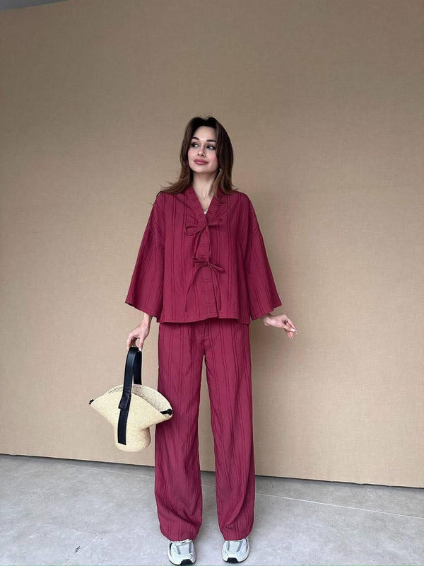 طقم نسائي لون بوردو