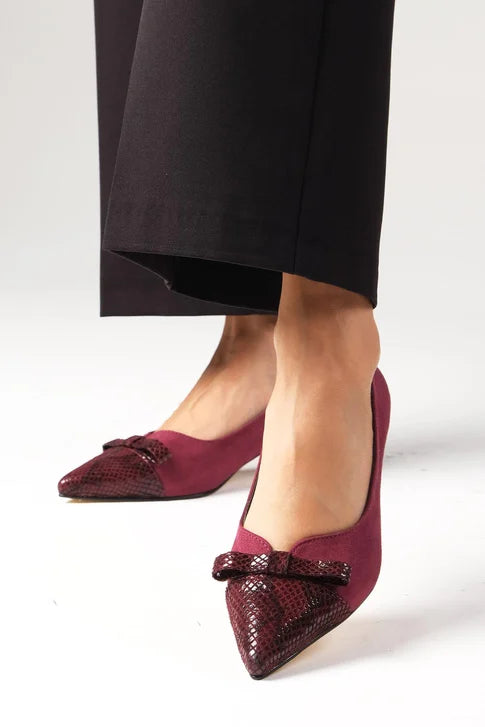 حذاء مخمل كعب قصير لون بوردو