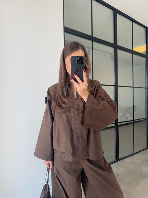 طقم نسائي قطعتين لون بني