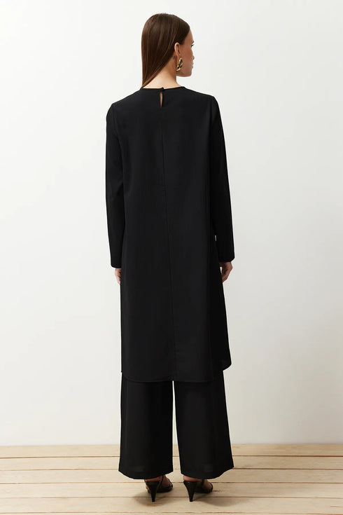 طقم بنطال و تونيك باللون الأسود