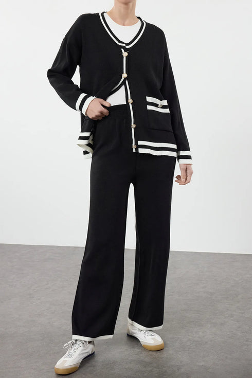 طقم تريكو لون أسود