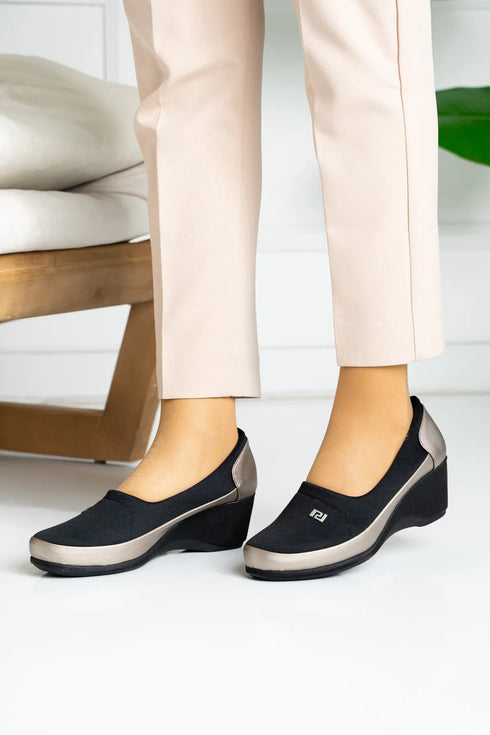 حذاء بكعب عريض - أسود