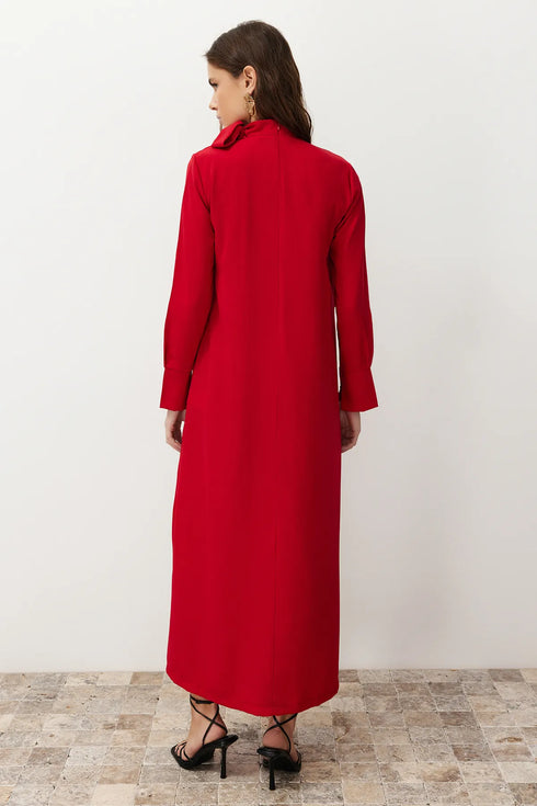 فستان نسائي بتفاصيل ربطة عنق - أحمر