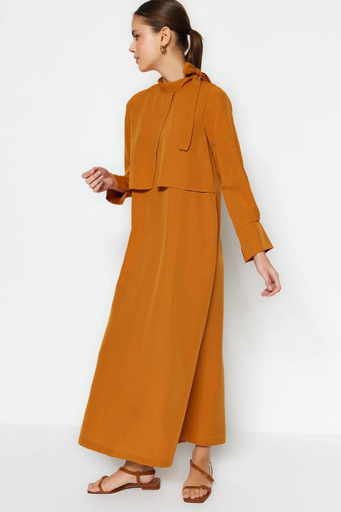 فستان نسائي بتفاصيل ربطة عنق - لون قرميدي