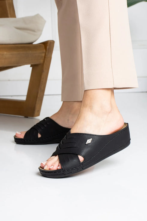 سليبر يومي مريح للنساء - أسود