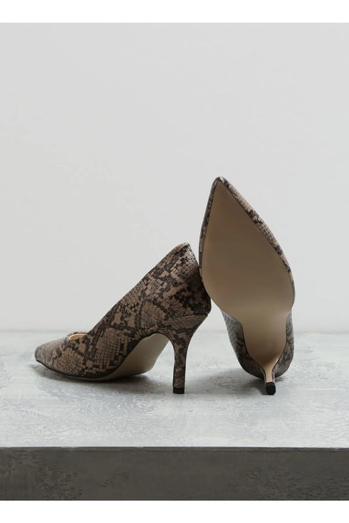 حذاء نسائي كعب عالي منقوش بجلد الافعى
