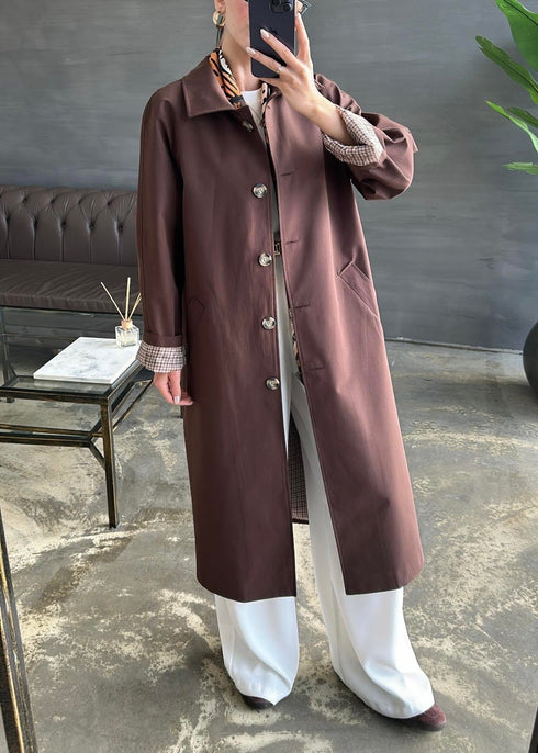 ترانشكوت طويل باللون البني