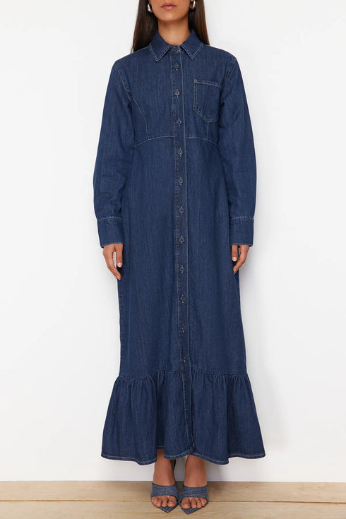 فستان جينز طويل باللون الأزرق الغامق