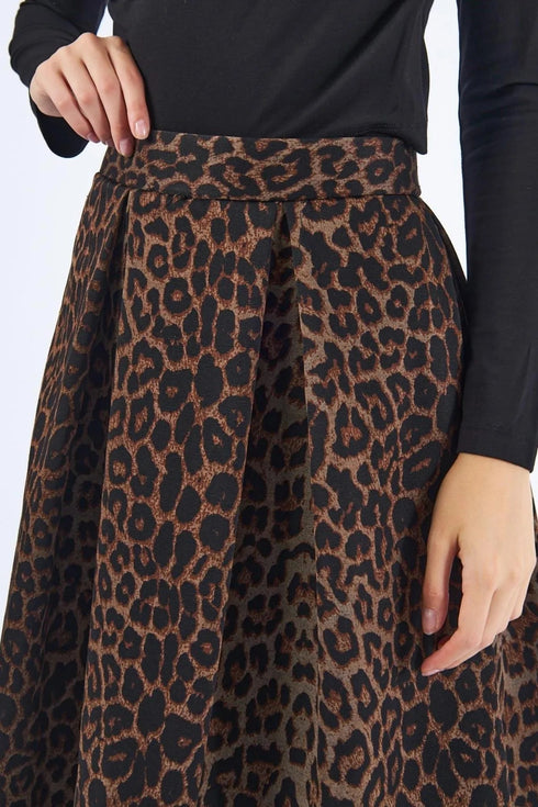 تنورة طويلة بنقشة تايجر