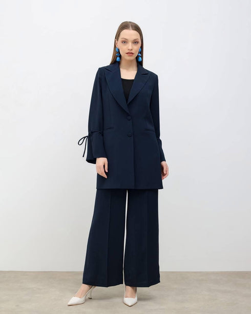 طقم رسمي قطعتين باللون الكحلي