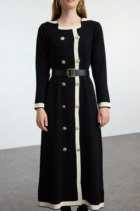 فستان تريكو بحزام لون أسود