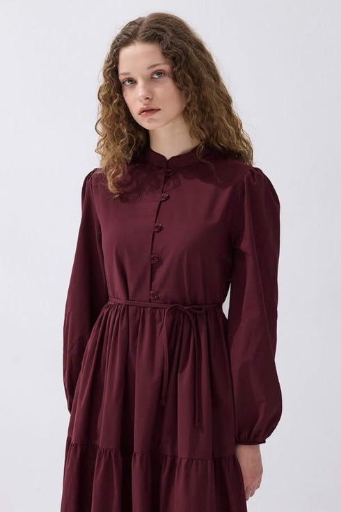 فستان لون برغندي