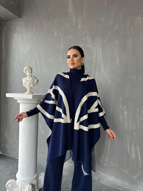 طقم صوف لون كحلي 3 قطع