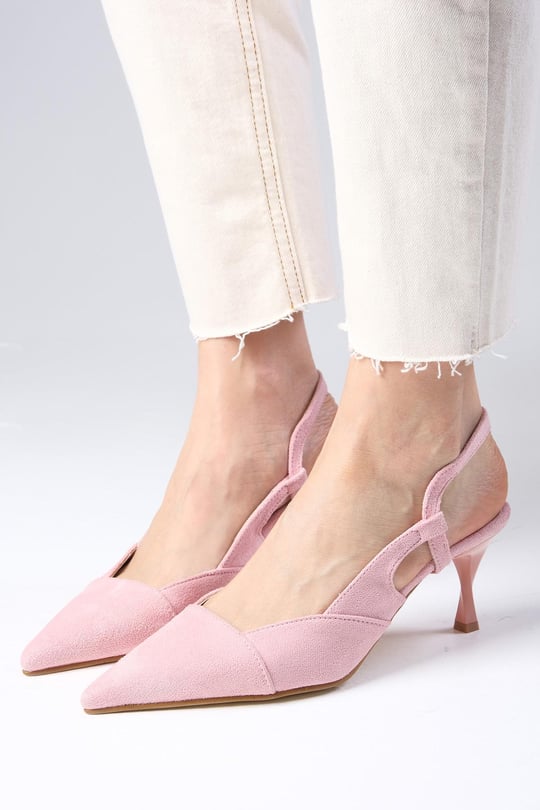 حذاء بكعب عالي مفتوح من الخلف باللون الوردي