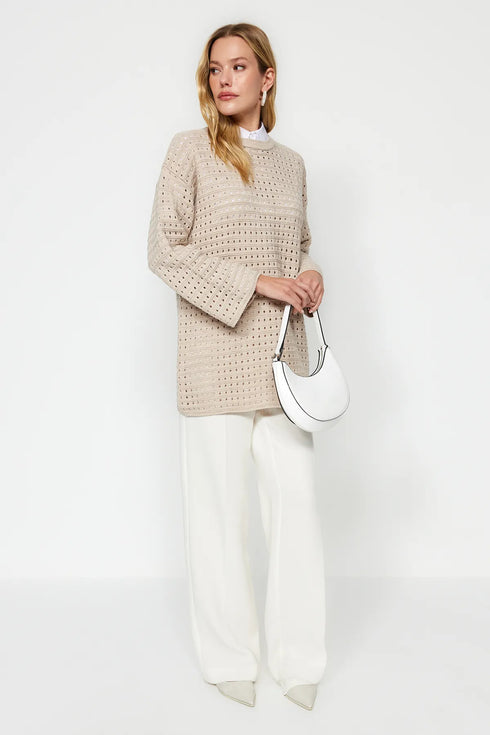 كنزة - تريكو باللون البيج