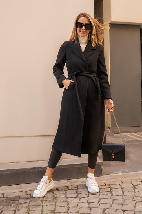 معطف طويل لون أسود