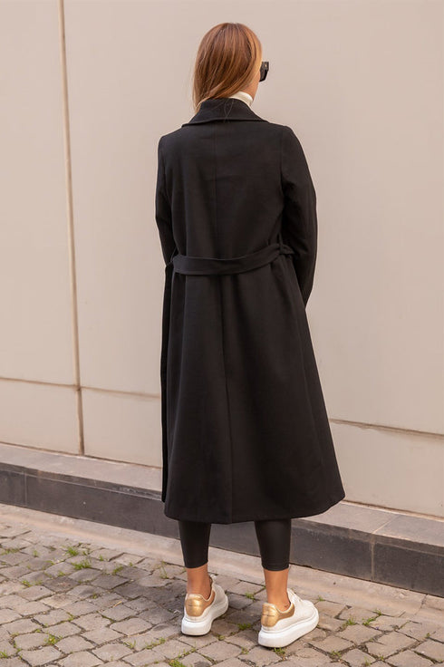 معطف طويل لون أسود