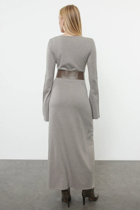 فستان طويل تريكو بحزام - بني