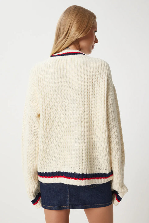 جرزة مخططة باللون الكريمي