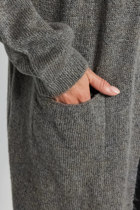 جرزة ناعمة باللون الرمادي