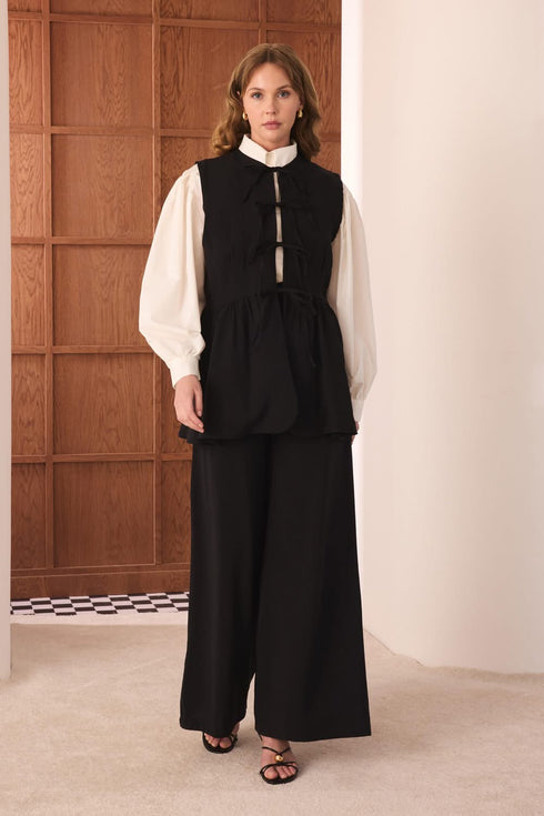 طقم ڤزت وبنطلون - أسود