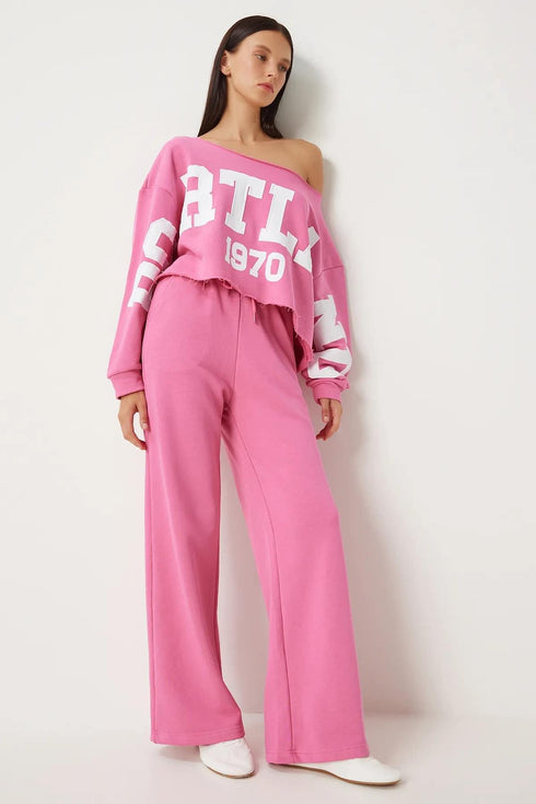 طقم بدلة رياضية لون فوشيا