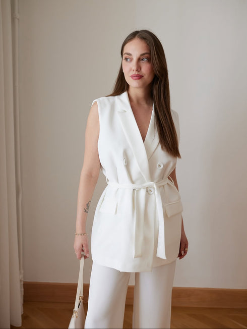 طقم ڤيست وبنطلون - أبيض