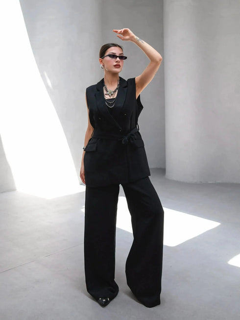 طقم ڤيست وبنطلون - أسود