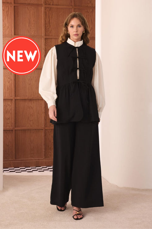 طقم ڤزت وبنطلون - أسود