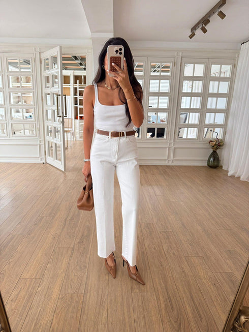 جينز يومي عملي أبيض