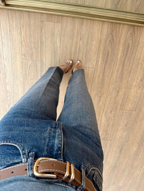 جينز غامق يومي عملي