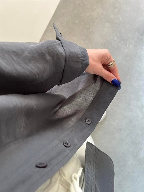 قميص لون رمادي اوفر سايز