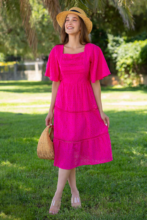 فستان بلون فوشي