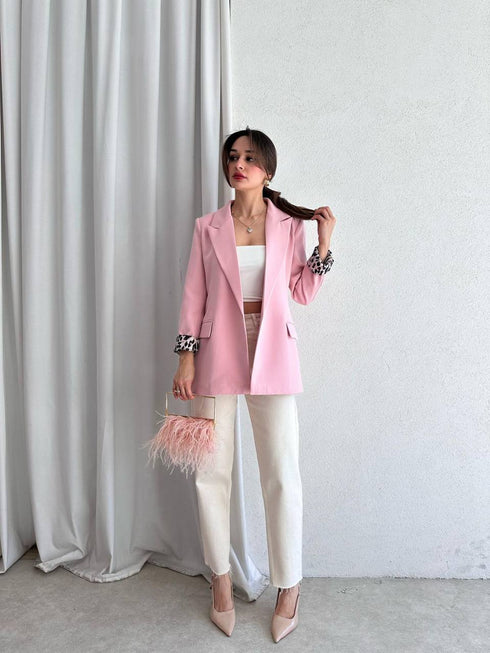 بليزر نسائي لون وردي